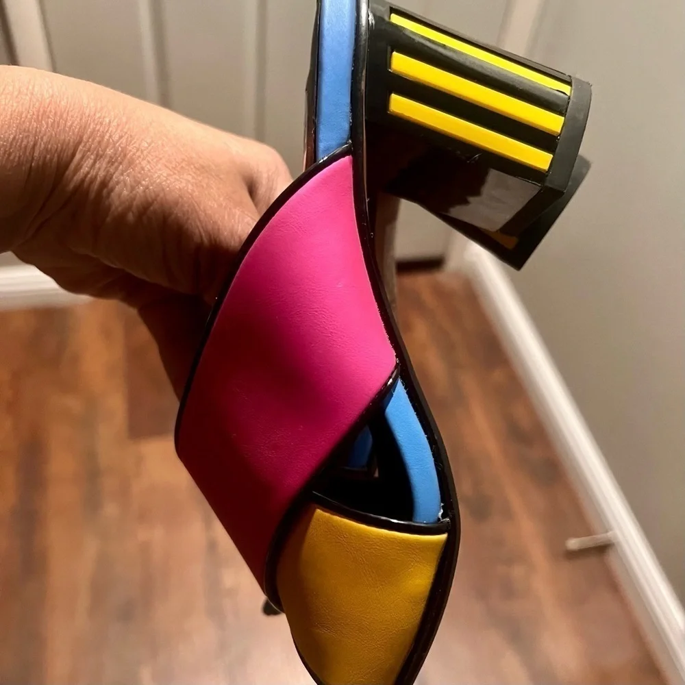 EXÉ color block leather slip on heels. Size 36 - Picture 4 of 8